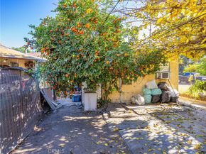 2313 N Niagara Street, Burbank CA 91504