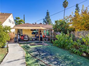 2313 N Niagara Street, Burbank CA 91504