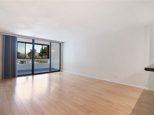 121 S Hope St 333, Los Angeles CA 90012