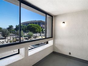 121 S Hope St 333, Los Angeles CA 90012
