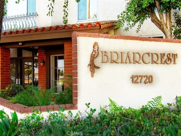 12720 Burbank Boulevard 118, Valley Village CA 91607