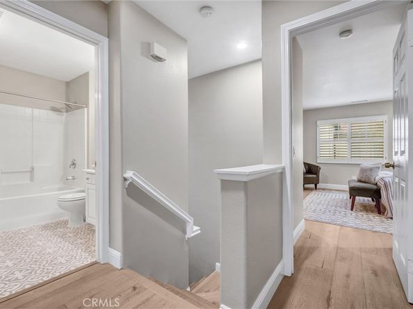 45 Avondale, Irvine CA 92602