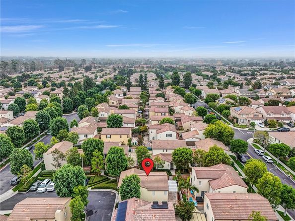 45 Avondale, Irvine CA 92602