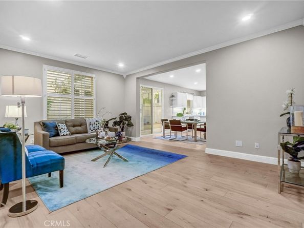 45 Avondale, Irvine CA 92602