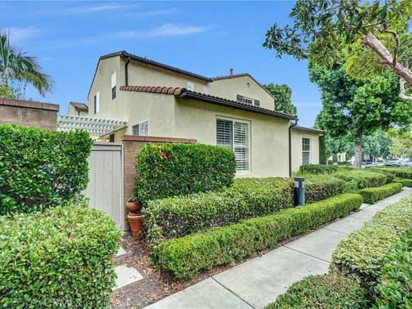 45 Avondale, Irvine CA 92602