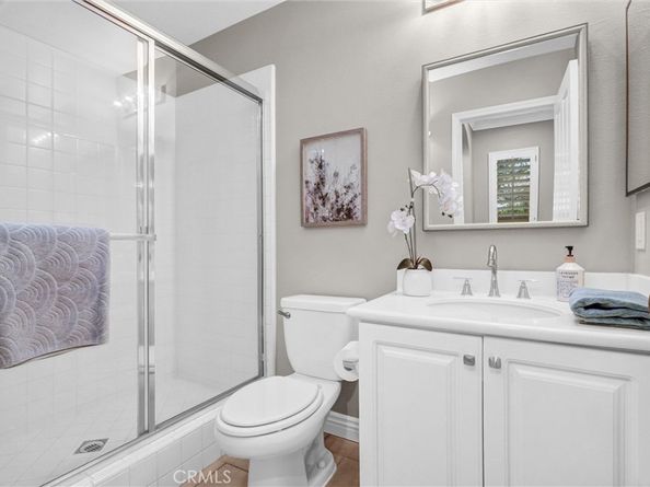 45 Avondale, Irvine CA 92602