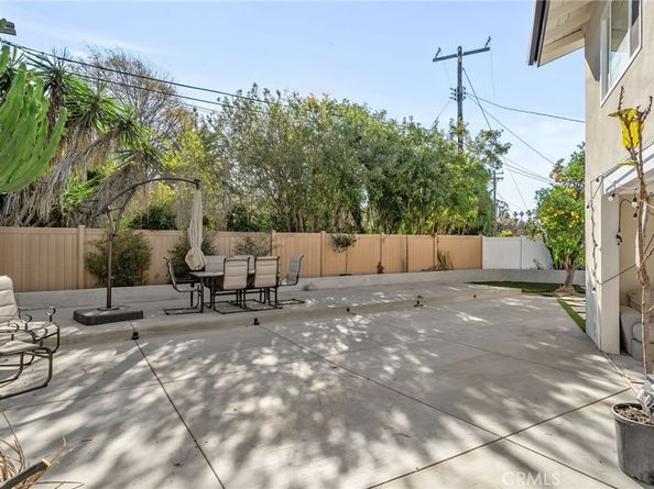 2750 San Carlos Lane, Costa Mesa CA 92626