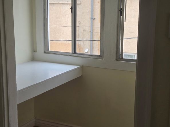 1211 Elden Ave., Los Angeles CA 90006