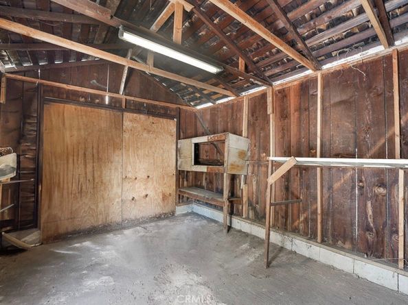 3654 7th Avenue, Los Angeles CA 90018