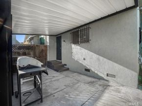 3654 7th Avenue, Los Angeles CA 90018