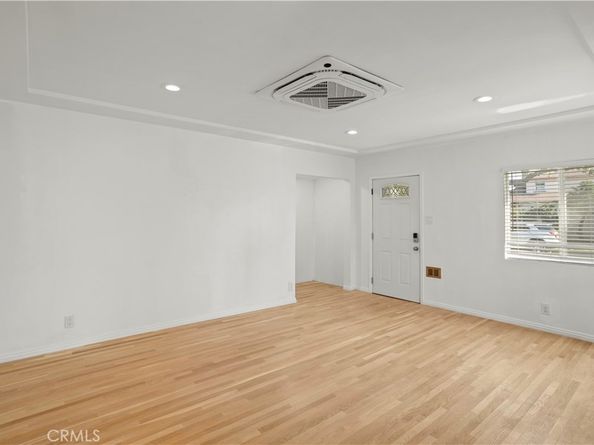 300 W Hillsdale, Inglewood CA 90302