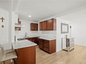 300 W Hillsdale, Inglewood CA 90302