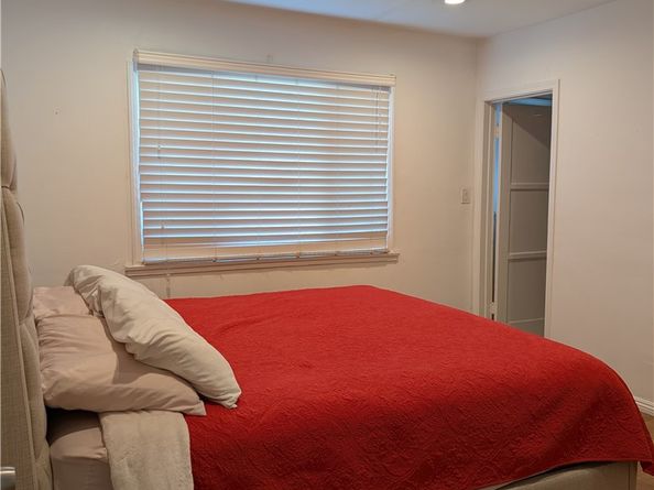 300 W Hillsdale, Inglewood CA 90302