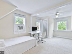 1101 17TH Street S, Arlington VA 22202