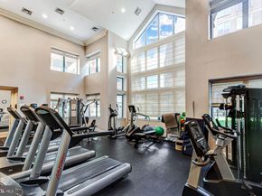 3835 9TH Street N 105W, Arlington VA 22203
