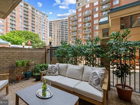 3835 9TH Street N 105W, Arlington VA 22203