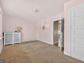 5829 N 21st Street, Philadelphia PA 19138