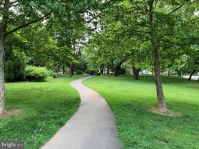 3701 5TH Street S 501, Arlington VA 22204