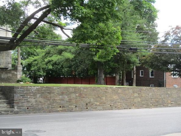 222 E North Lane, Conshohocken PA 19428