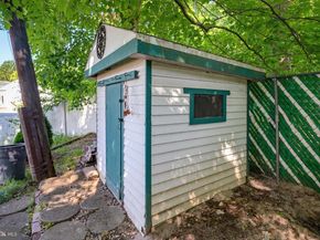 865 Morefield Road, Philadelphia PA 19115