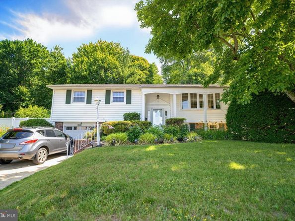 865 Morefield Road, Philadelphia PA 19115
