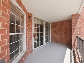 1230 23rd Street NW 613, Washington DC 20037