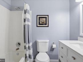 11757 Arbor Glen Way, Reston VA 20194