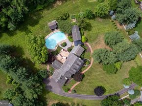12 Crestwood Circle, New Hope PA 18938