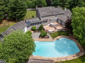 12 Crestwood Circle, New Hope PA 18938