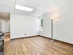 742 N 37TH Street, Philadelphia PA 19104