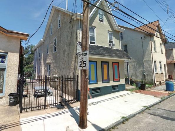 21 W Harvey Street, Philadelphia PA 19144