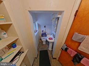 21 W Harvey Street, Philadelphia PA 19144