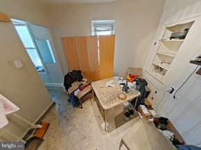 21 W Harvey Street, Philadelphia PA 19144