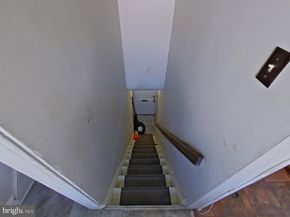 21 W Harvey Street, Philadelphia PA 19144