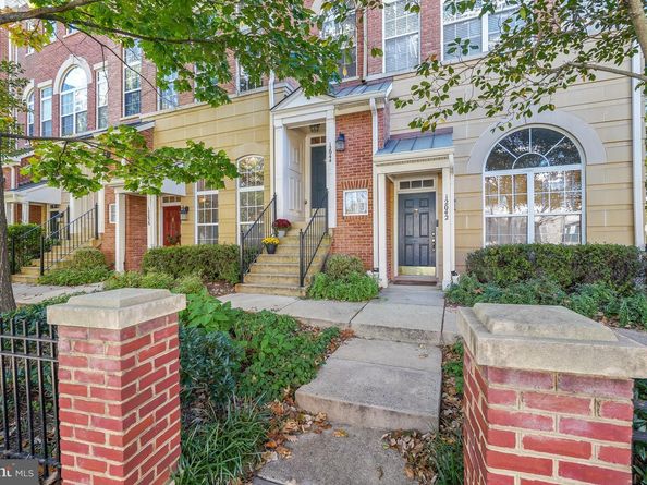 12044 Trumbull Way, Reston VA 20190