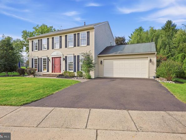 249 Norsam Drive, Langhorne PA 19047