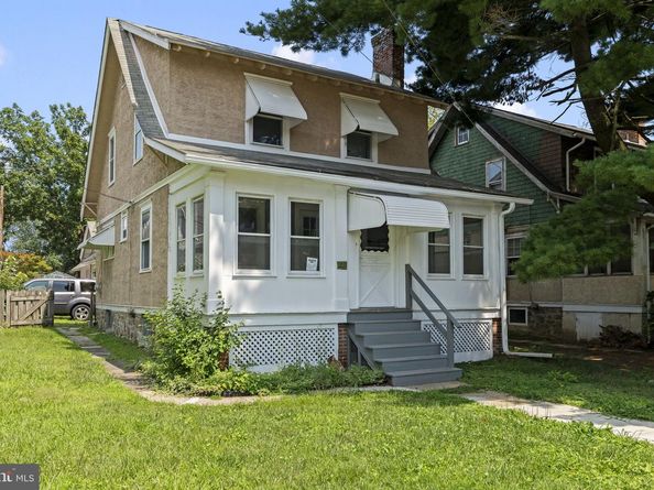 1221 Prospect Avenue, Prospect Park PA 19076