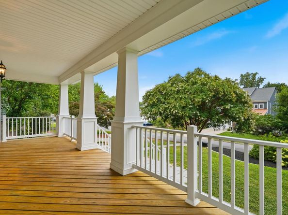 1836 Peabody Drive, Falls Church VA 22043