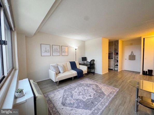 2101 Chestnut Street 1813, Philadelphia PA 19103