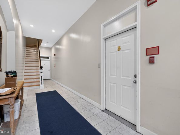 1421 T Street NW 3, Washington DC 20009