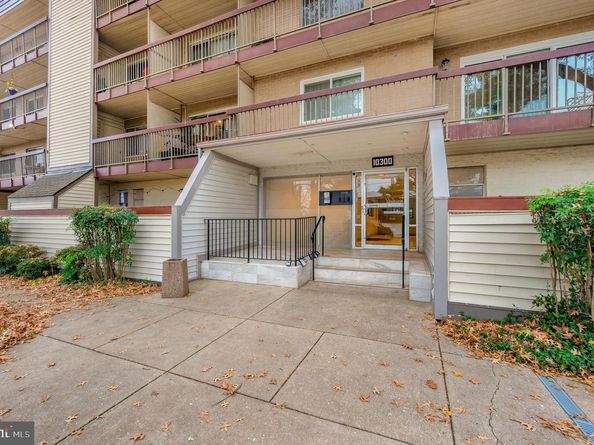 10300 Westlake Drive 303, Bethesda MD 20817