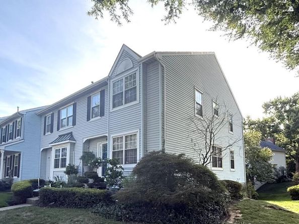 91 Liberty Drive, Langhorne PA 19047