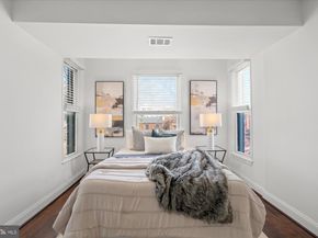 1040 6TH Street NE 302, Washington DC 20002