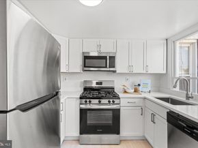 1040 6TH Street NE 302, Washington DC 20002