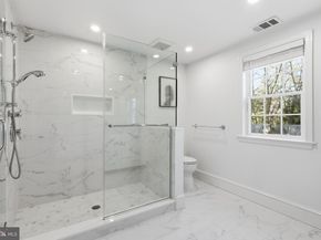 8219 Saint Martins Lane, Philadelphia PA 19118
