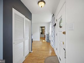 585 Wigard Avenue, Philadelphia PA 19128