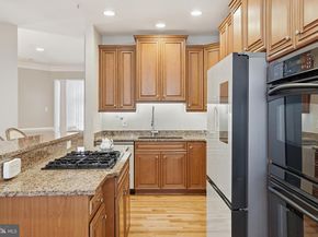 7714 Spoleto Lane 54, Mclean VA 22102