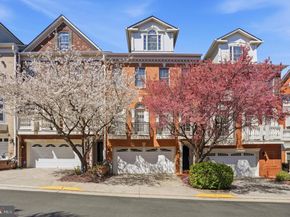 7714 Spoleto Lane 54, Mclean VA 22102