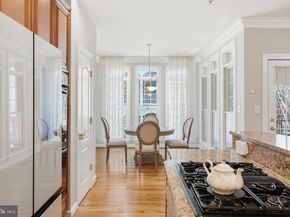 7714 Spoleto Lane 54, Mclean VA 22102