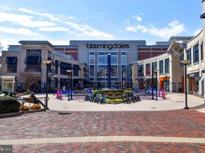 4601 N Park Avenue 1120V, Chevy Chase MD 20815